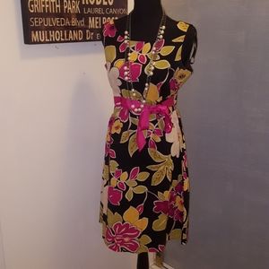 Floral pattern teatime dress